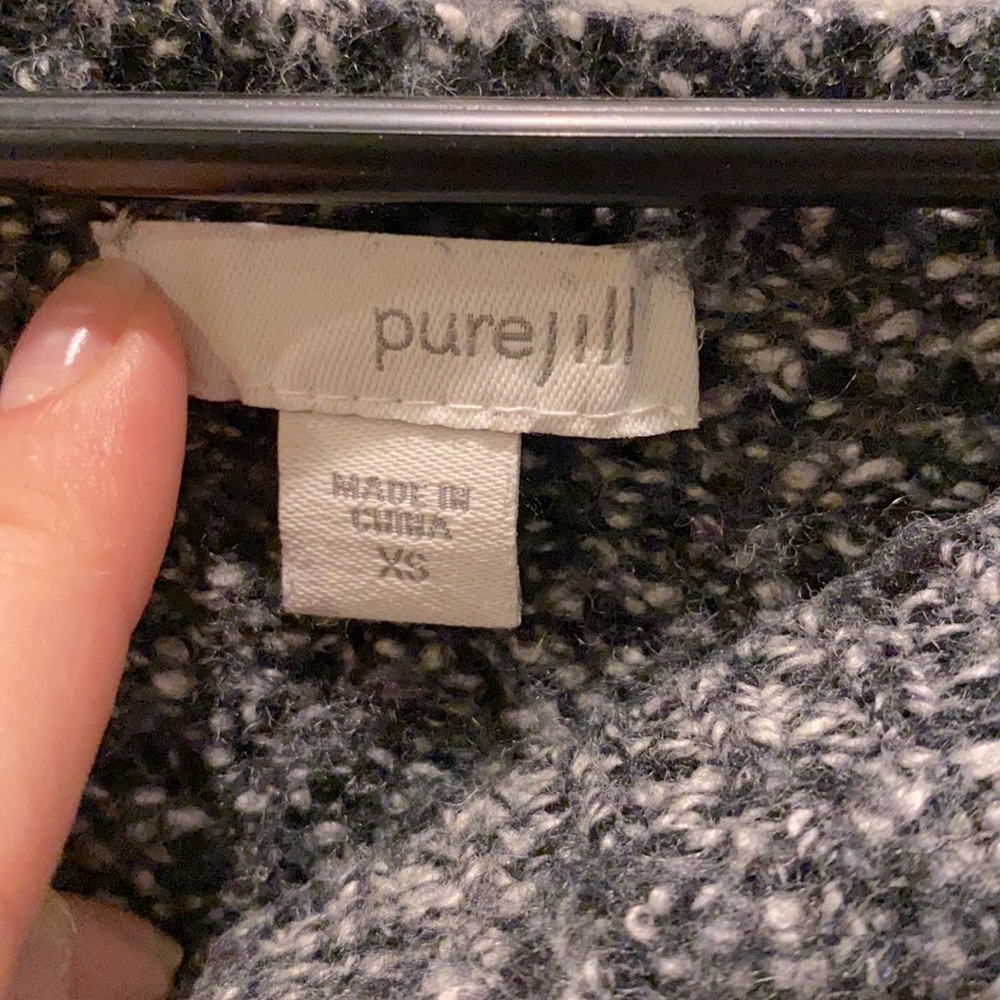 Sweater - Picture 3 of 4